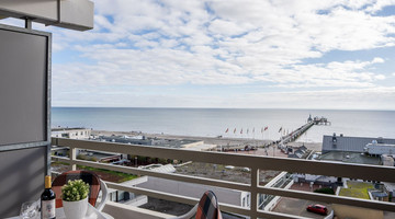 groemitz-center-blick-seebruecke-groemitz-111960-6684423