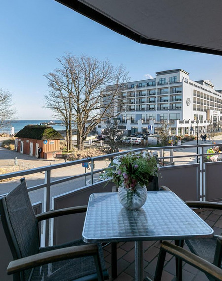 strandburg-sunrise-scharbeutz-112447-3455394